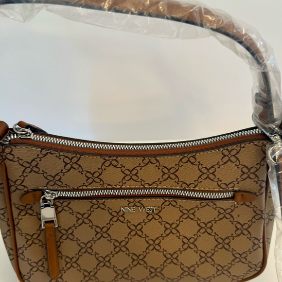NWT. Nine West Collette Mini tan and brown shoulder crossbody bag - Picture 3 of 15